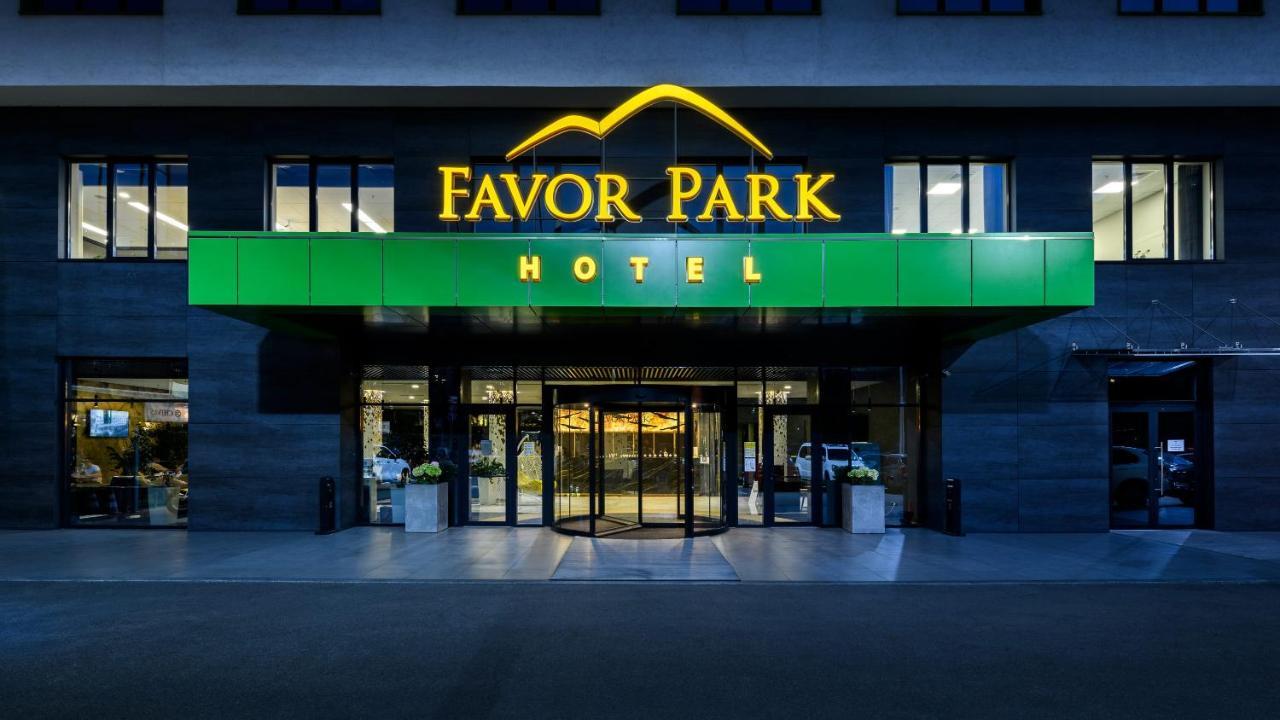 קייב Favor Park Hotel מראה חיצוני תמונה